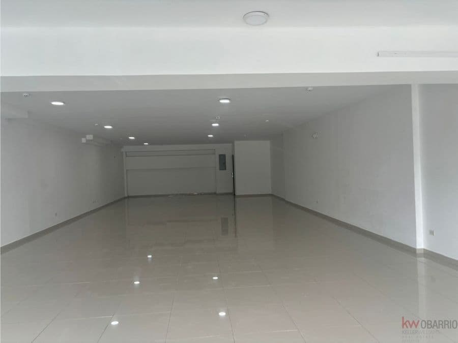 Commercial at Panamá