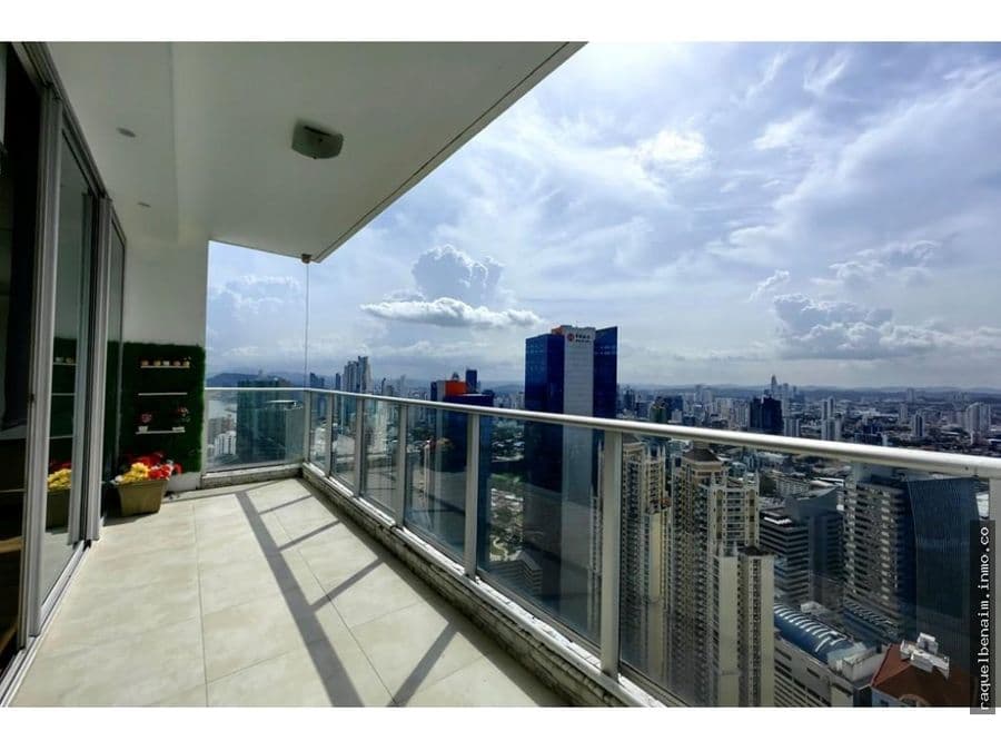 Apartment at Panamá