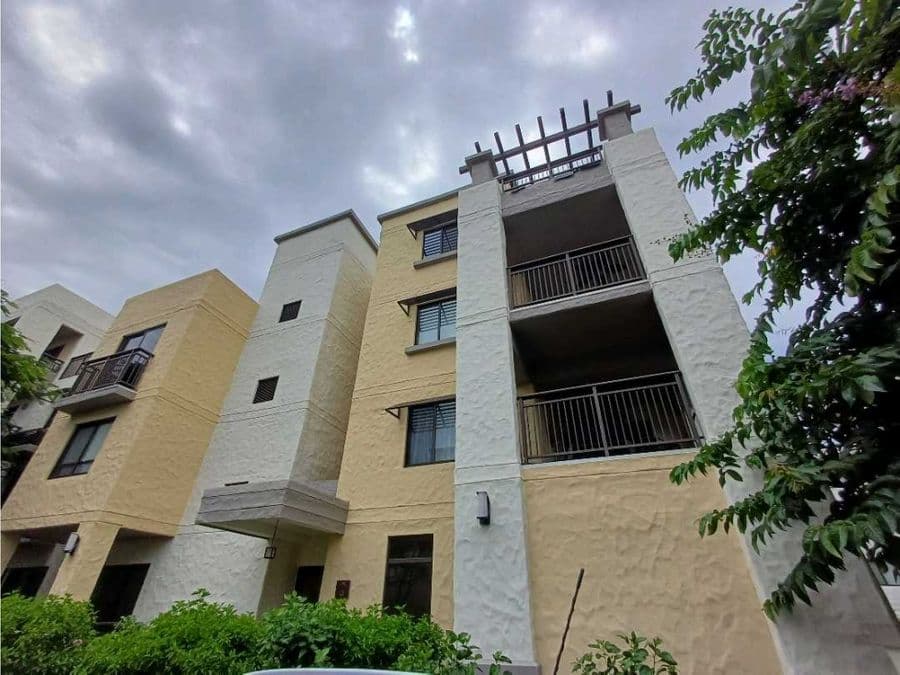 Apartamento en PH River Valley