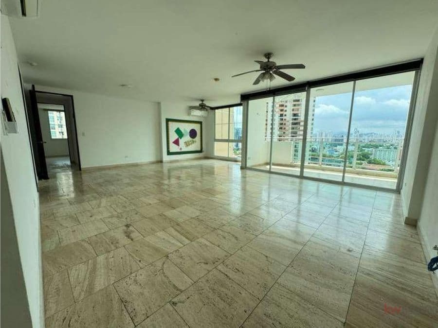 Apartment at Panamá