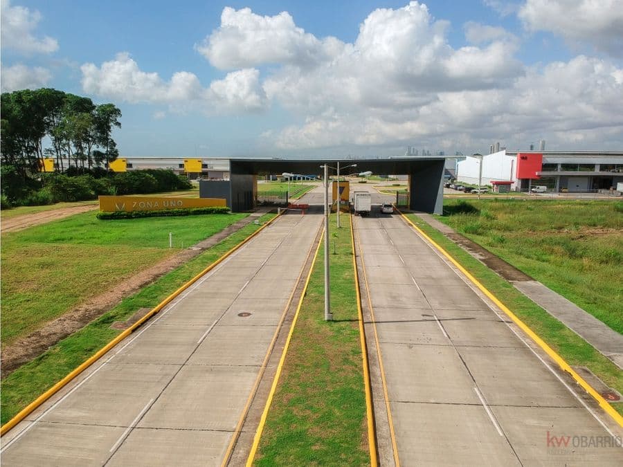 Warehouse at Panamá