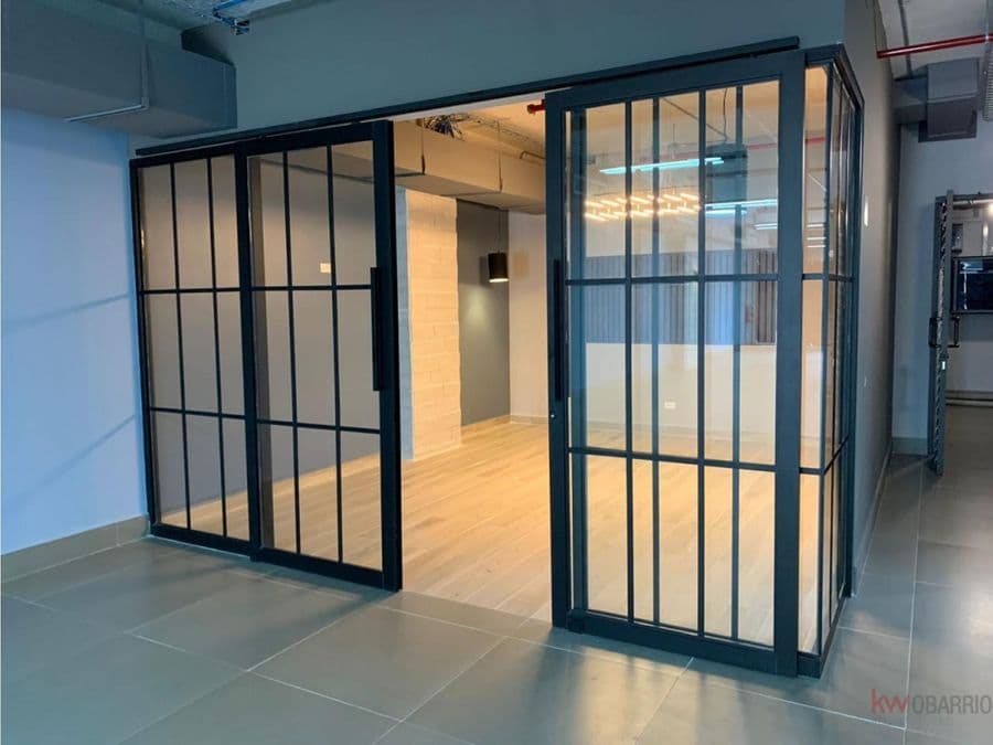 Commercial at Panamá