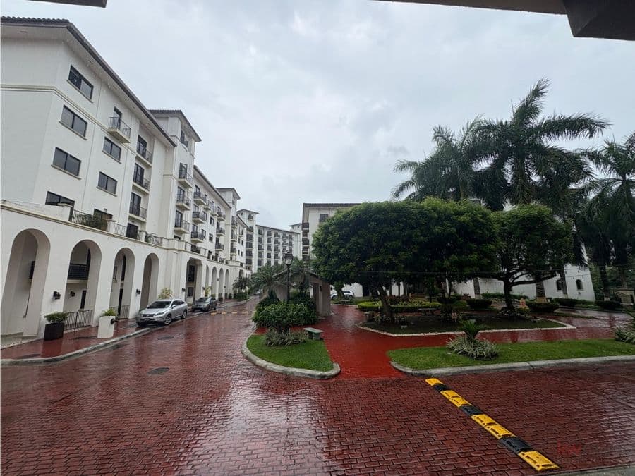 Apartamento en PH Embassy Village