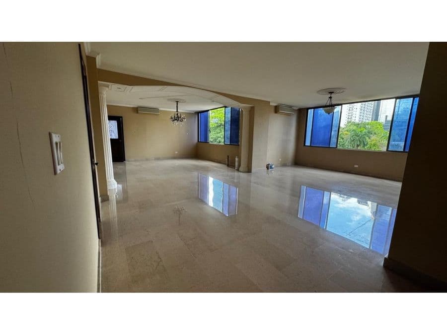 Apartment at Panamá