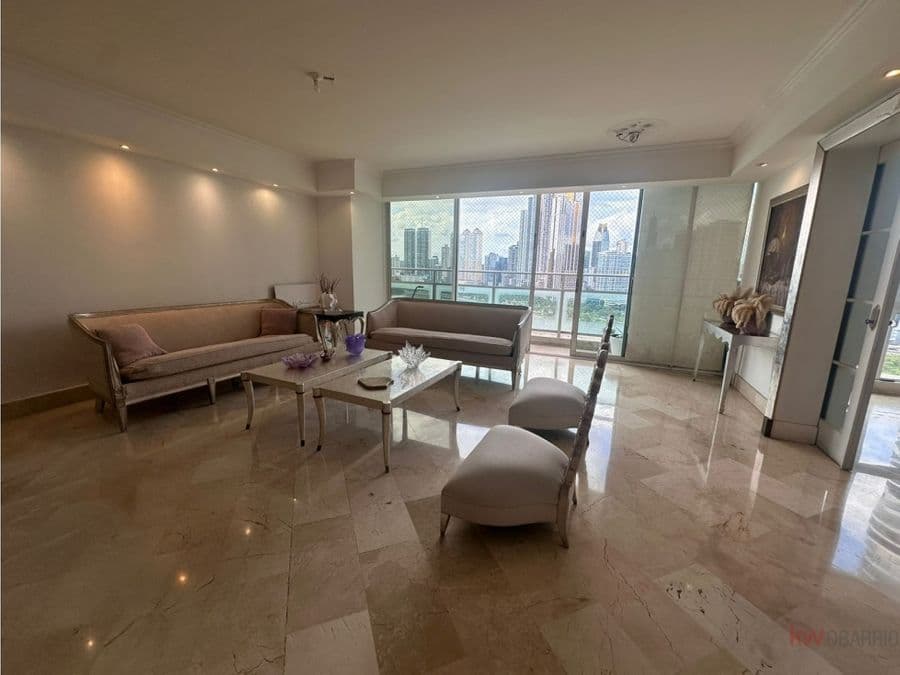 Apartment at Panamá