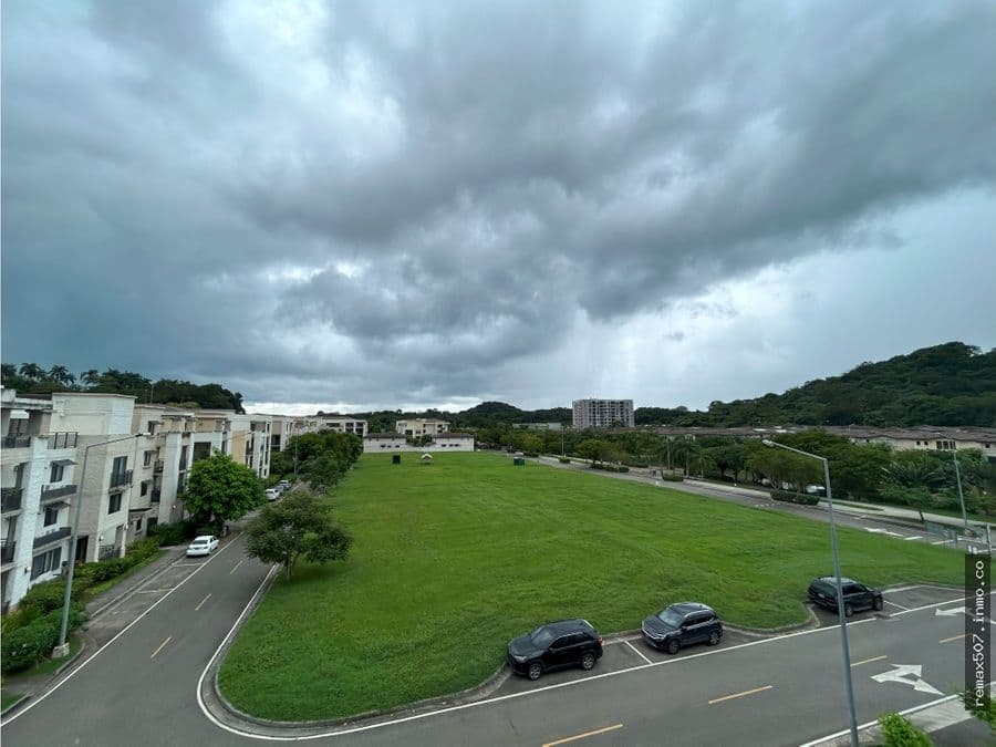 Apartamento en PH River Valley