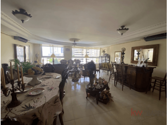 Apartment at Panamá