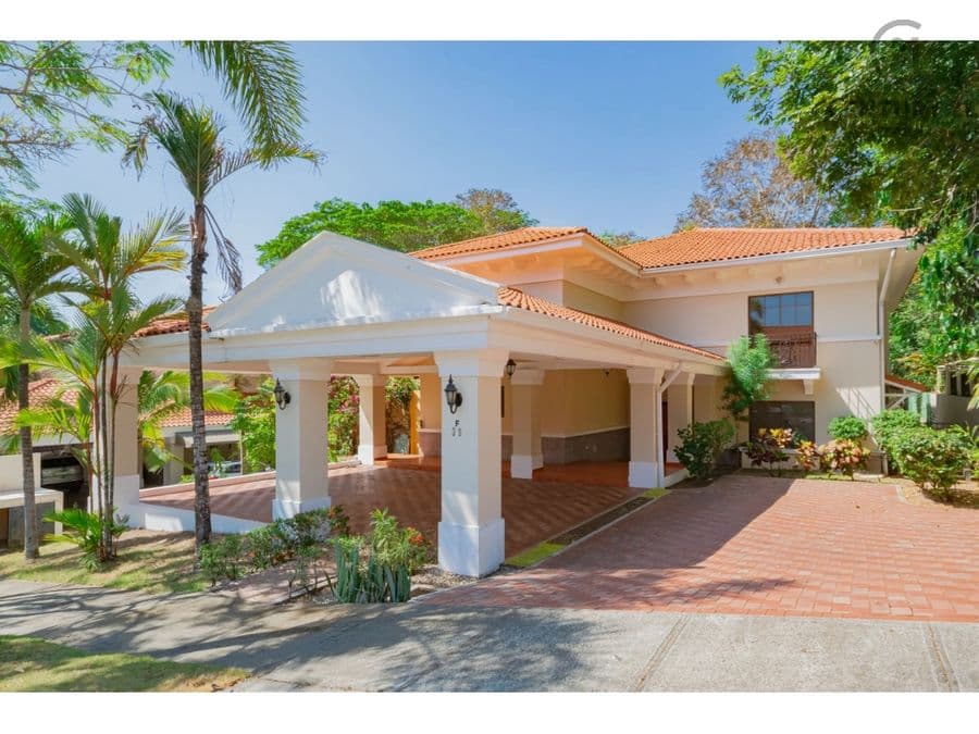 Casa en PH Camino de Cruces