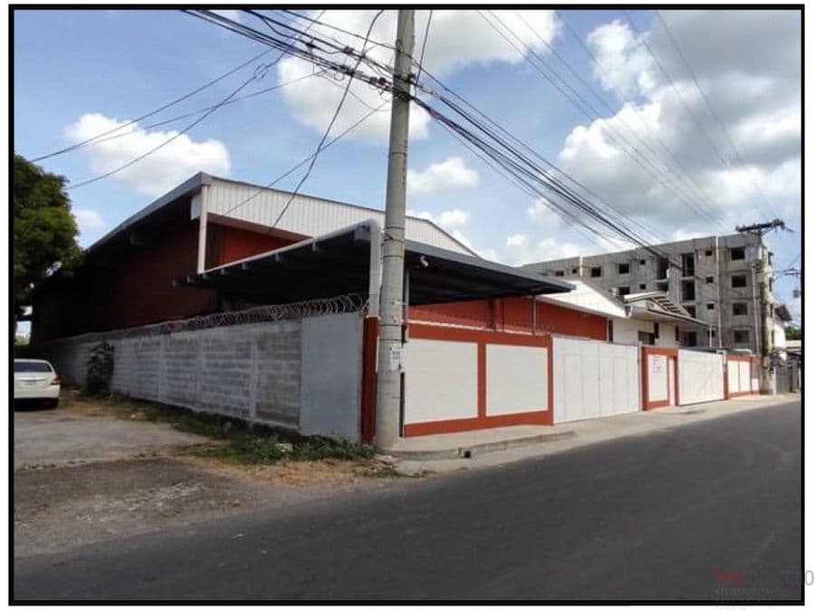 Warehouse at Panamá
