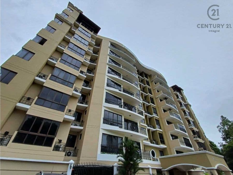 Apartment at PH Amador Heights