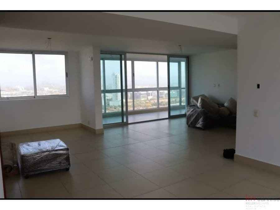 Apartment at Panamá