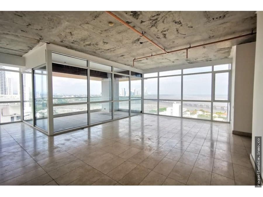 Apartment at Panamá