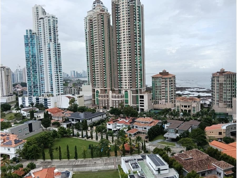 Apartment at Panamá