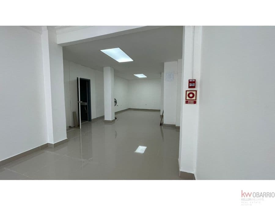 Commercial at Panamá