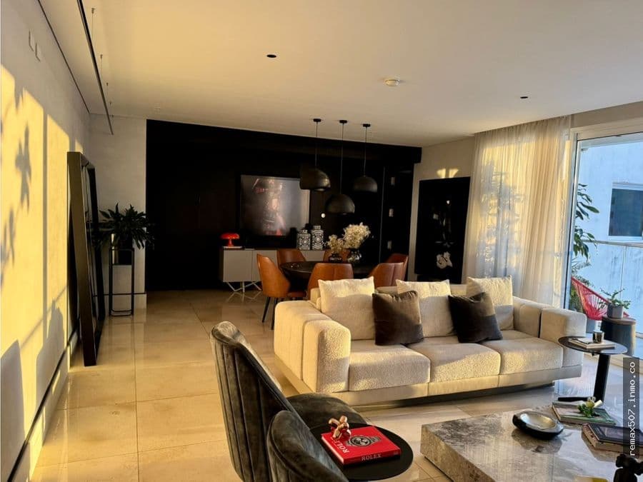 Apartamento en PH Windrose