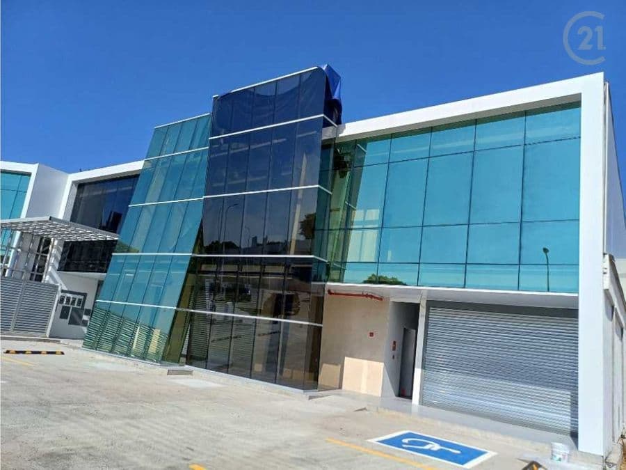 Warehouse at Panamá