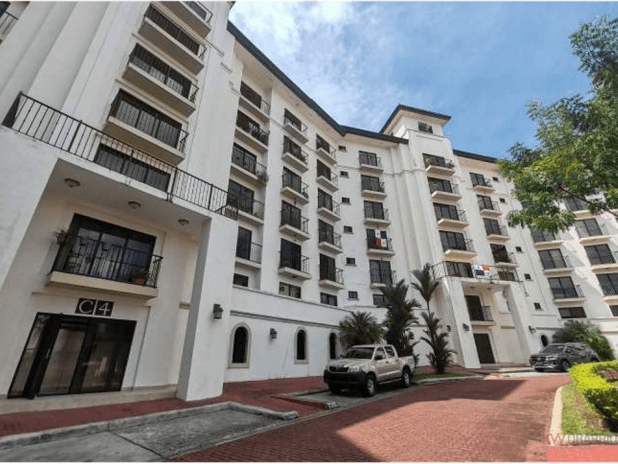 Apartment at PH Embassy Village