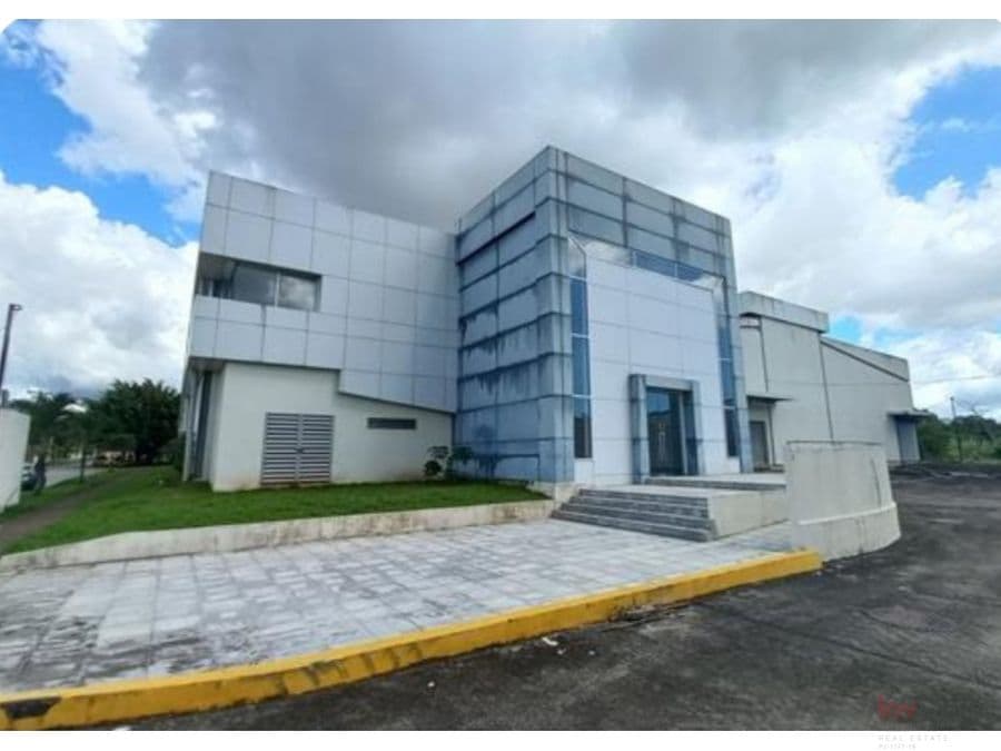 Warehouse at Panamá