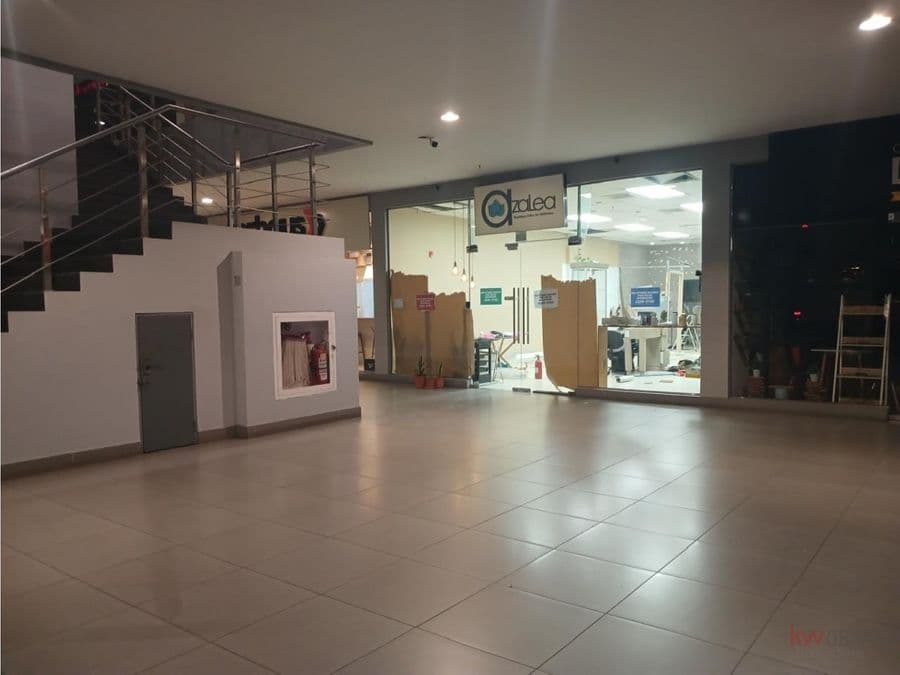 Commercial at Panamá