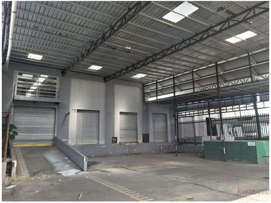 Warehouse at Panamá